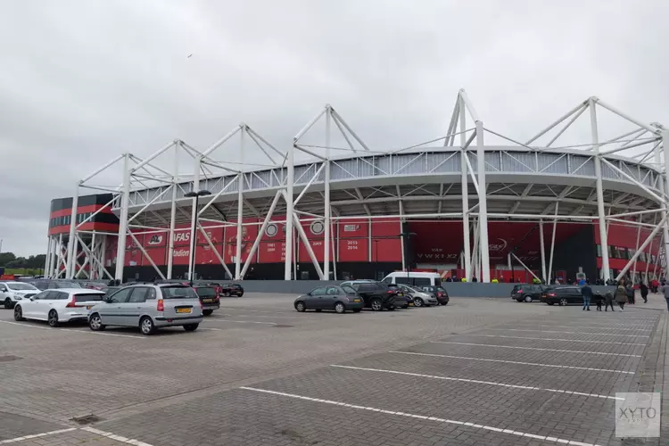 OM eist maximale werkstraffen en stadionverboden voor rellen in AZ-stadion