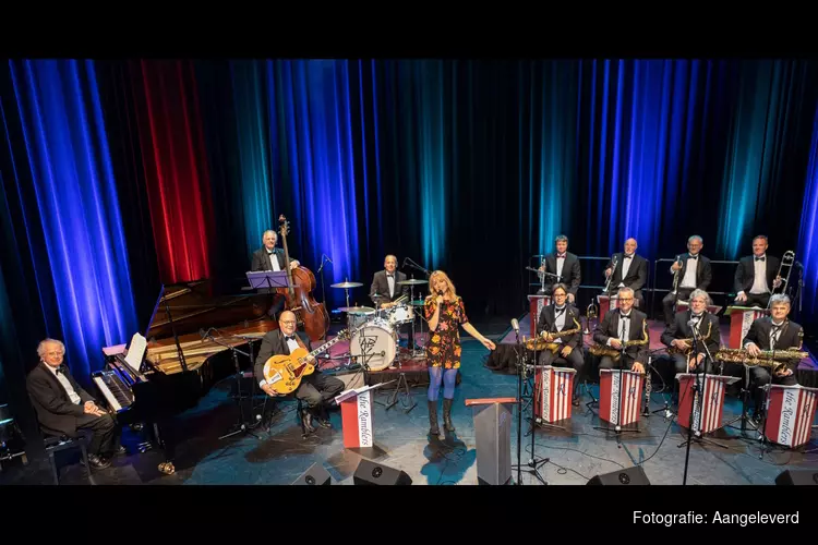 Big Band The Ramblers met Janne Schra in Grote Kerk De Rijp