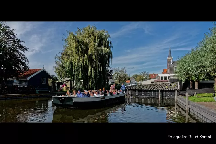 Varen door de Eilandspolder en een rondleiding door de grote Kerk