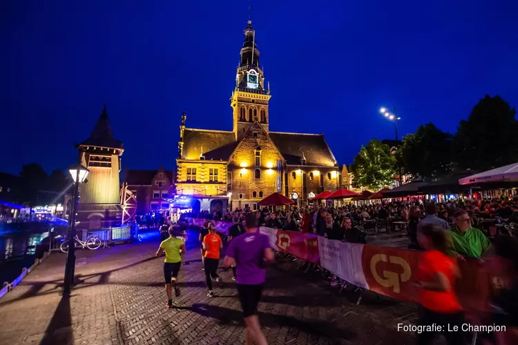 Hogeschool Inholland stapt in bij Alkmaar City Run by night