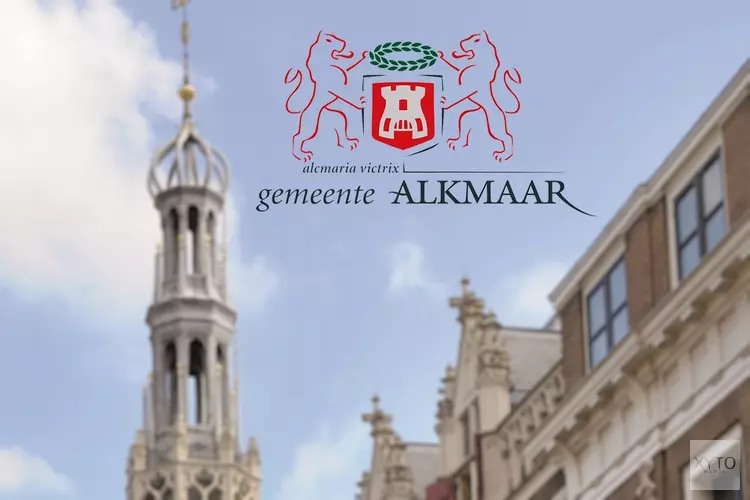 Alkmaars eerste kinderburgemeester Livia Balder opent kaasmarkt